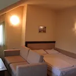 Nevada アパートホテル パンポロボ